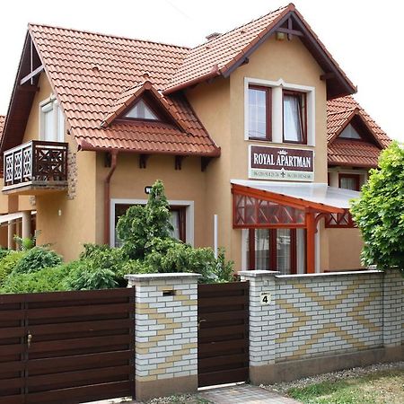 Royal Apartman Hajdúszoboszló Exterior foto