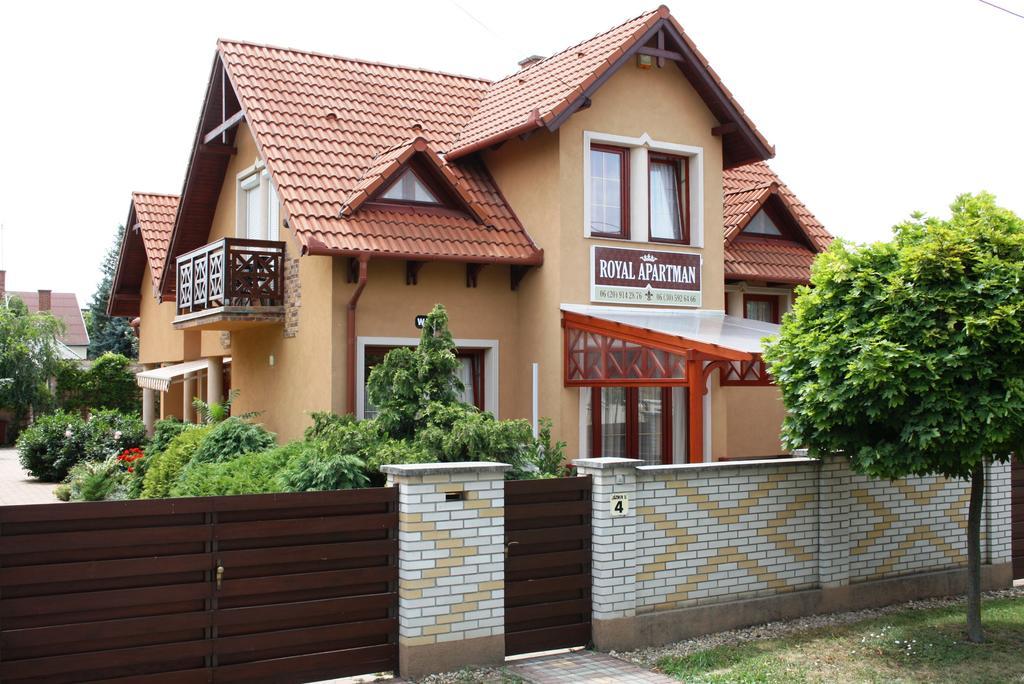 Royal Apartman Hajdúszoboszló Exterior foto