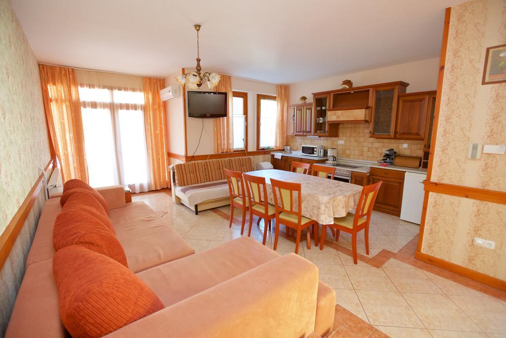 Royal Apartman Hajdúszoboszló Exterior foto