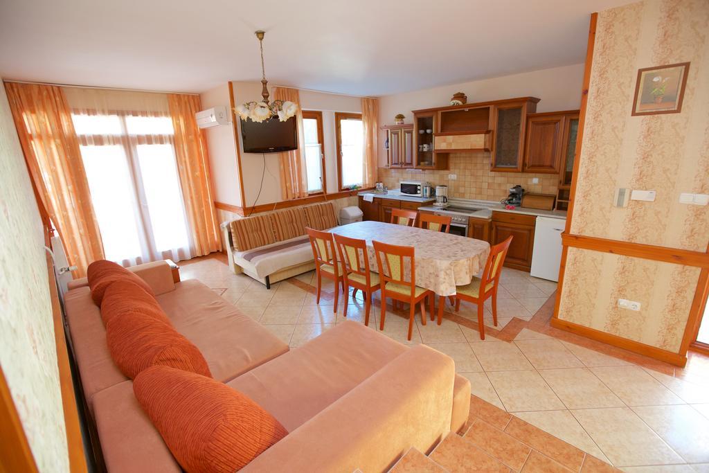 Royal Apartman Hajdúszoboszló Exterior foto