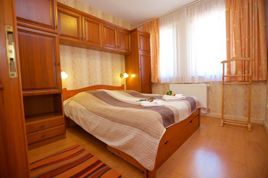 Royal Apartman Hajdúszoboszló Exterior foto